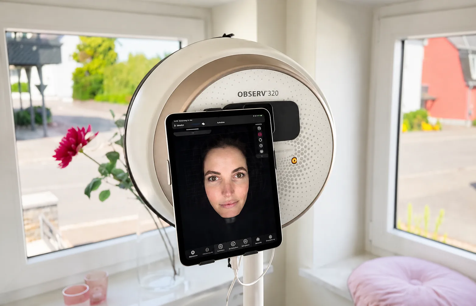 Tamara Hagner bei der OBSERV 320 Hautanalyse im Skinconcept Studio Morbach
